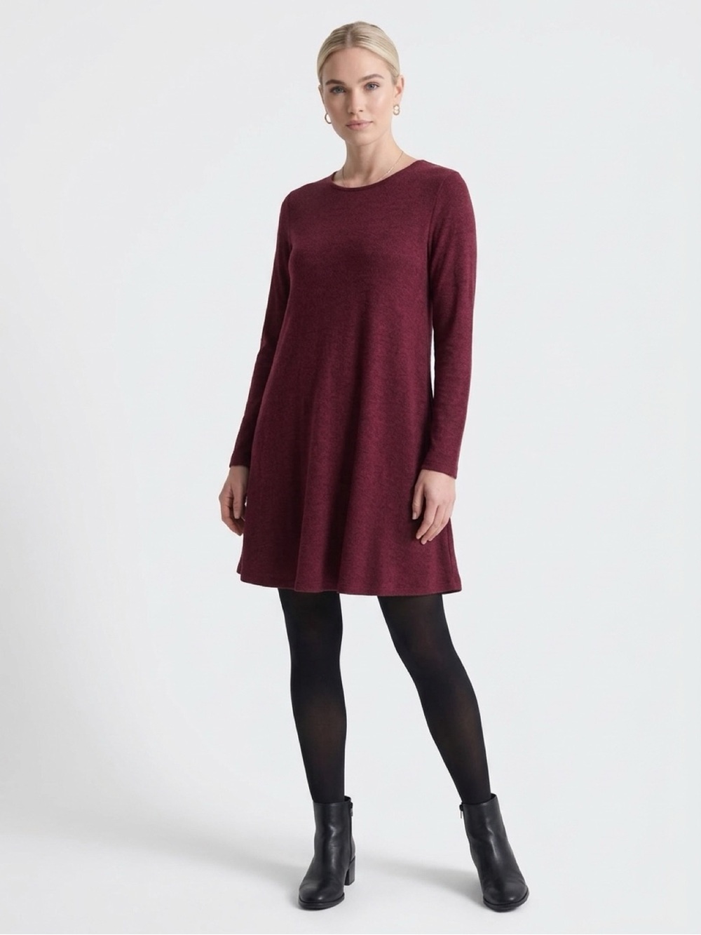 Jersey knit long sleeve knit swing dress